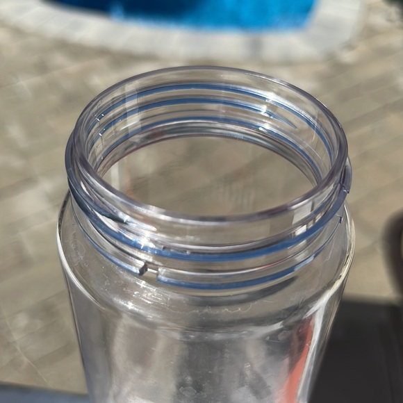 Orangetheory DRI TRI plastic drink beverage bottle with carry handle - Picture 7 of 7